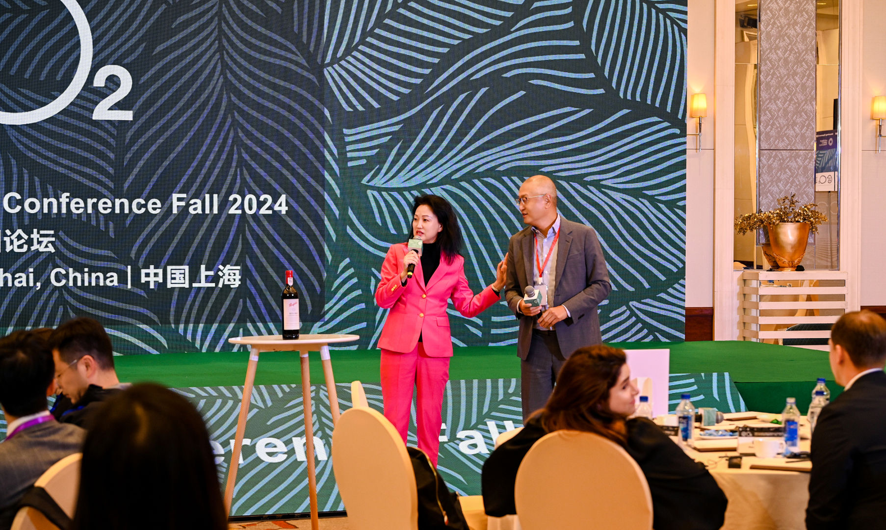 Closing session with Dr Zhou Min and Yang